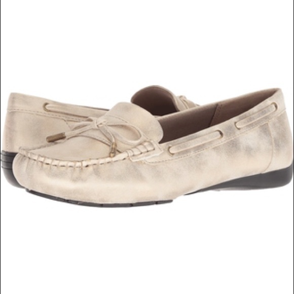 Life Stride Shoes - NWOT Life Stride loafers